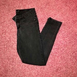 SEVEN7 SKINNY JEANS!!!! ONLY $40!!!